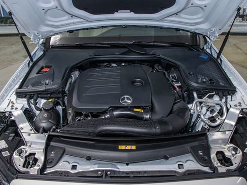 Certified 2023 Mercedes-Benz E 350 4MATIC Sedan image 5