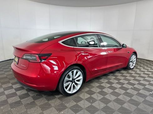 Used 2018 Tesla Model 3 Long Range image 3