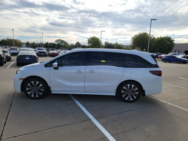 Used 2025 Honda Odyssey Elite image 8