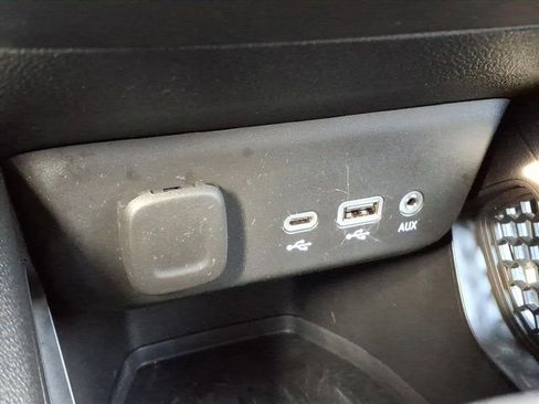 Used 2023 Chevrolet TrailBlazer LT w/ Convenience Package image 26