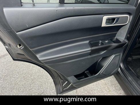 Used 2020 Ford Explorer XLT w/ Equipment Group 202A image 20