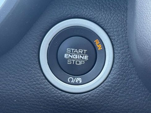 Used 2019 RAM 1500 Big Horn AWD/4WD image 23