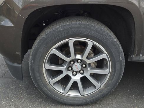 Used 2019 GMC Canyon Denali AWD/4WD image 5