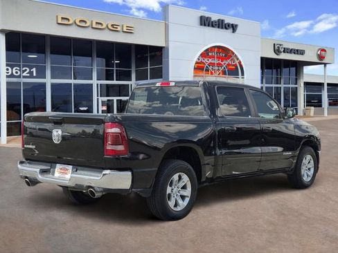 Used 2024 RAM 1500 Laramie AWD/4WD image 3