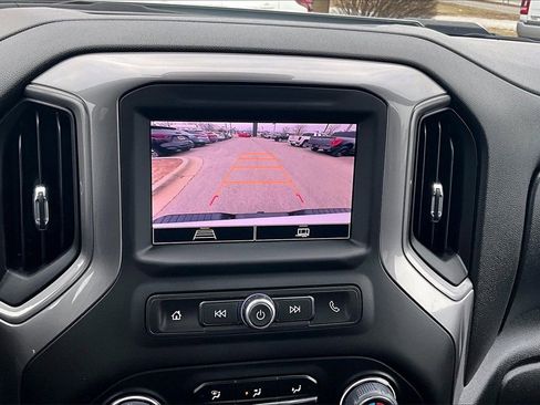 Used 2024 Chevrolet Silverado 2500 Custom w/ Custom Value Package image 22