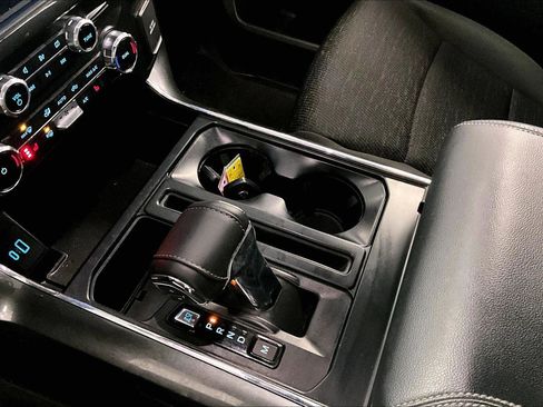 Certified 2022 Ford F150 XLT w/ Equipment Group 302A High image 16