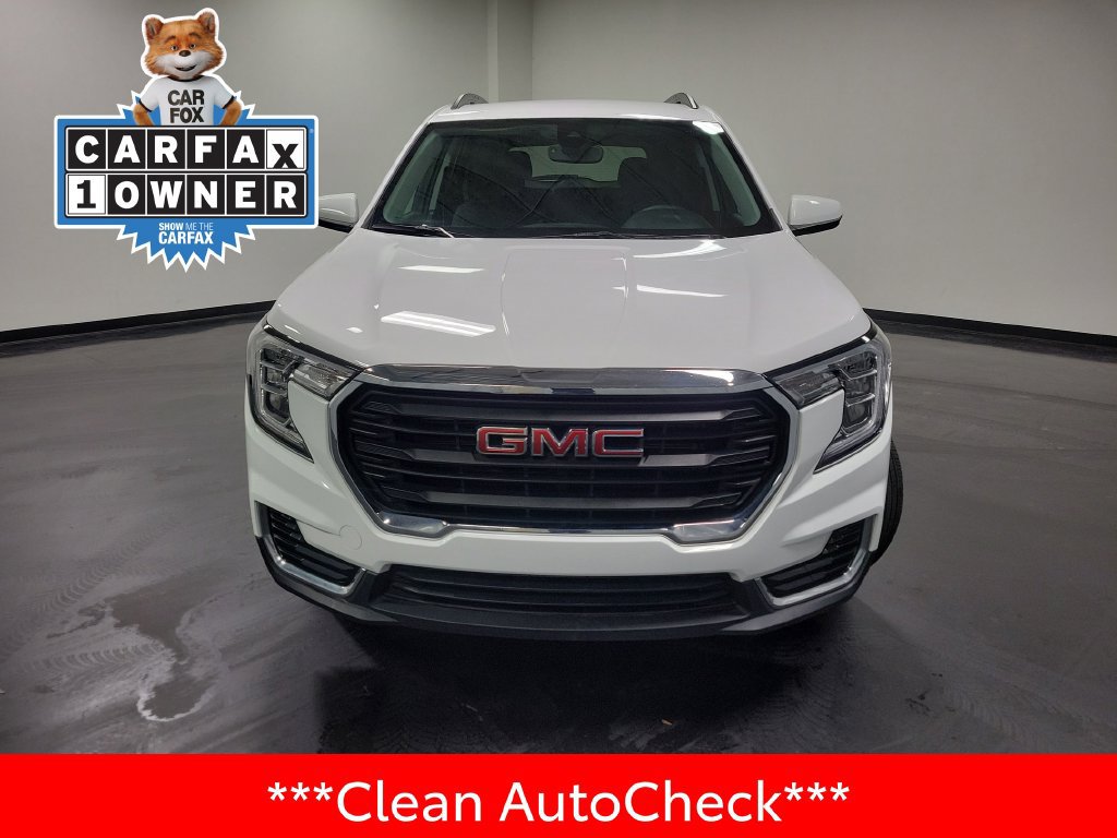 Used 2024 GMC Terrain SLE w/ Driver Convenience Package AWD/4WD image 4