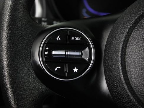 Used 2025 Kia Soul LX image 24