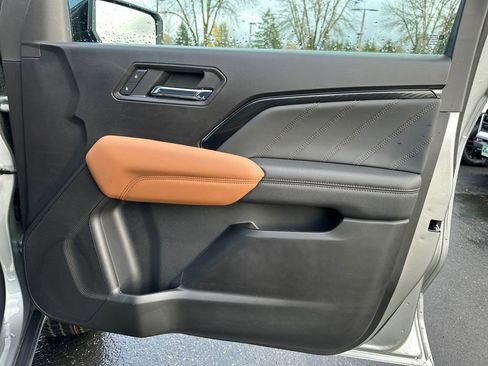 New 2026 GMC Canyon AT4 image 25