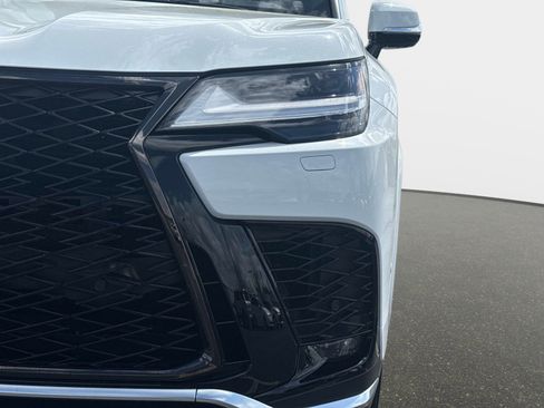 New 2026 Lexus LX 700h F Sport image 9