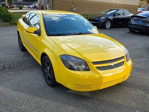 Used 2009 Chevrolet Cobalt LT w/ My Link Package image 3