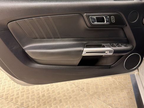 Used 2017 Ford Mustang GT Premium RWD image 13