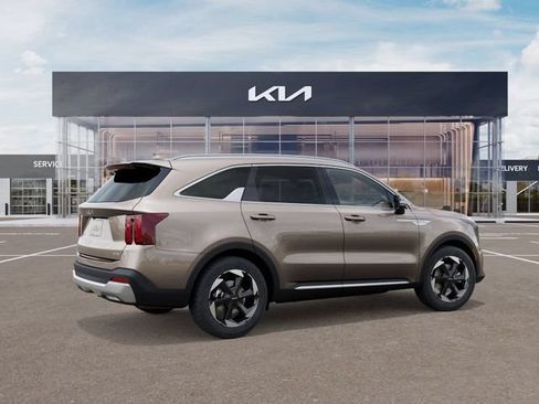 Certified 2025 Kia Sorento EX w/ EX Panoramic Sunroof Package FWD image 6