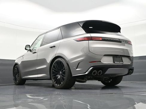 Used 2024 Land Rover Range Rover Sport image 25