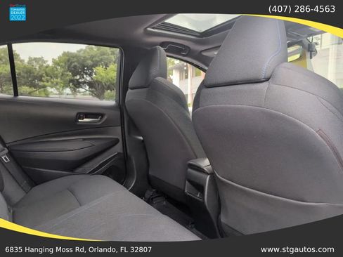 Used 2021 Toyota Corolla SE w/ SE Premium Package FWD image 23