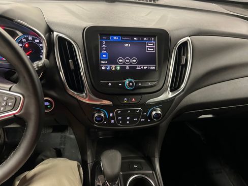 Used 2024 Chevrolet Equinox LT AWD/4WD image 23