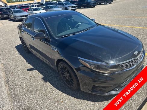 Used 2019 Kia Optima LX w/ LX 17" Wheel Package FWD image 3