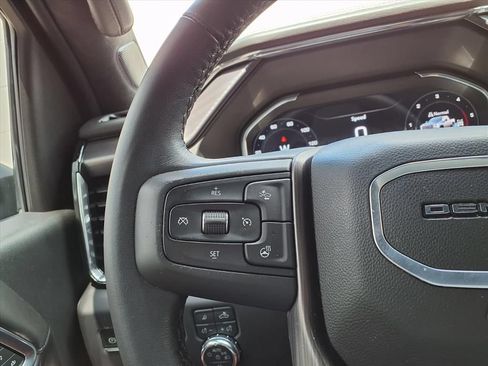 Used 2025 GMC Sierra 3500 Denali Ultimate AWD/4WD image 30