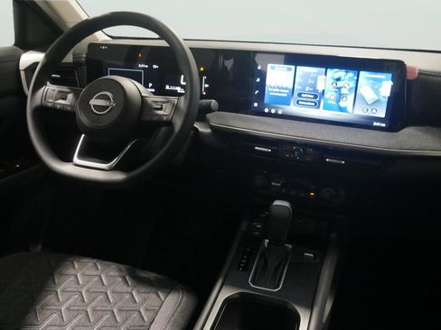 New 2026 Nissan Kicks SV w/ Cold Weather Package image 18