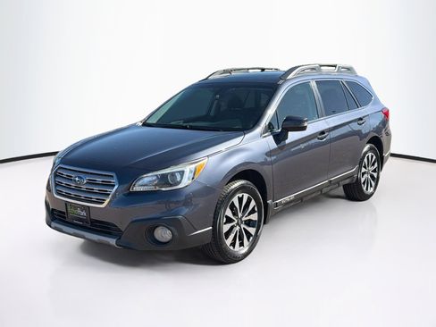 Used 2017 Subaru Outback 3.6R Limited AWD/4WD image 3