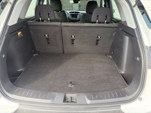 Used 2023 Chevrolet TrailBlazer LS FWD image 13