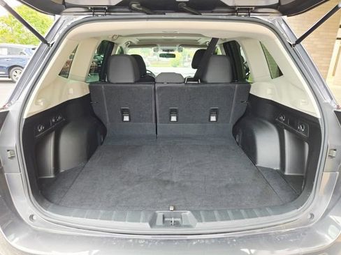 Used 2020 Subaru Forester Premium image 9