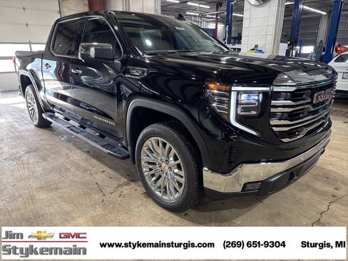 New 2026 GMC Sierra 1500 SLT w/ SLT Premium Plus Package image 9
