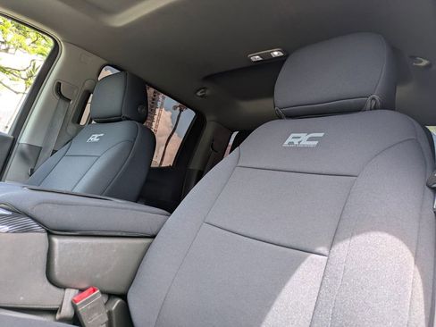 Used 2021 Chevrolet Silverado 1500 Custom RWD image 14