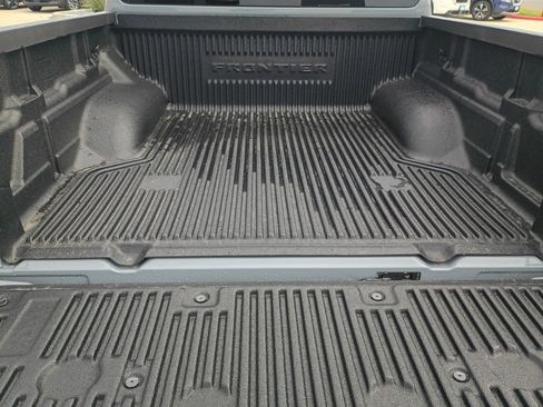 New 2026 Nissan Frontier SV w/ Tow Package image 7