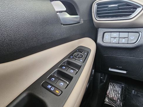 Used 2019 Hyundai Santa Fe Limited FWD image 24
