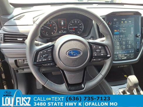 Used 2025 Subaru Forester Premium AWD/4WD image 7