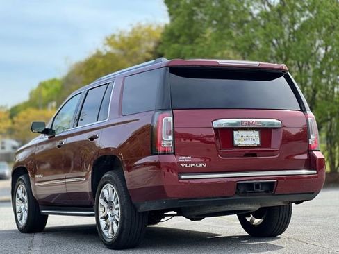 Used 2018 GMC Yukon Denali w/ Open Road Package AWD/4WD image 7