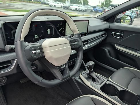 New 2026 Kia K4 GT-Line Turbo w/ GT-Line Premium Package FWD image 37