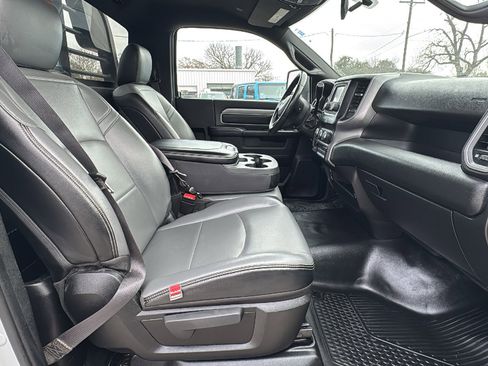 Used 2023 RAM 3500 Tradesman image 21