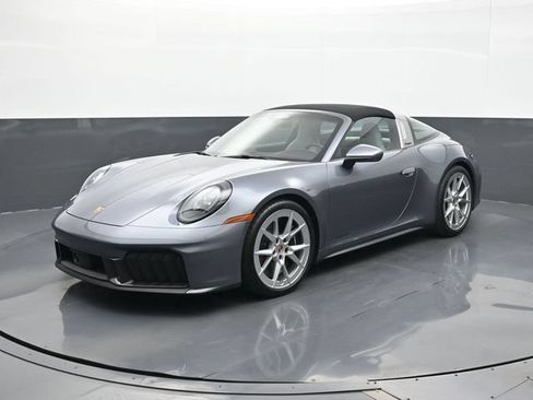 Certified 2026 Porsche 911 Targa 4 GTS AWD/4WD image 1