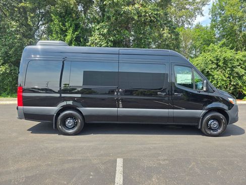 New 2026 Mercedes-Benz Sprinter 2500 image 7
