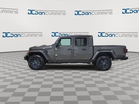 New 2026 Jeep Gladiator Mojave AWD/4WD image 5