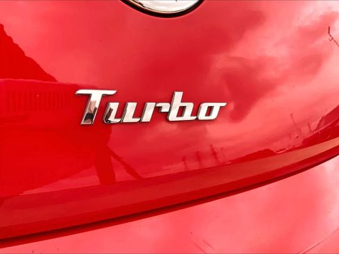 Used 2013 Volkswagen Beetle 2.0T FWD image 9