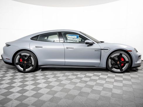 New 2026 Porsche Taycan 4S AWD/4WD image 9
