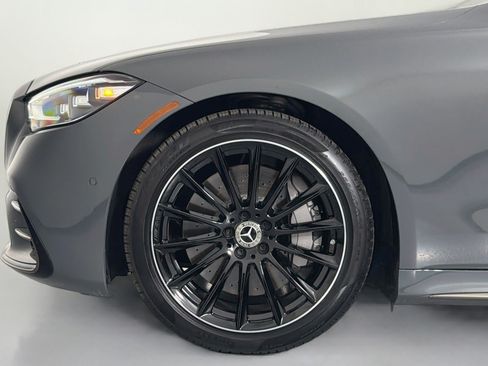Certified 2023 Mercedes-Benz S 500 4MATIC image 11