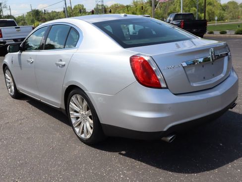 Used 2012 Lincoln MKS AWD image 3
