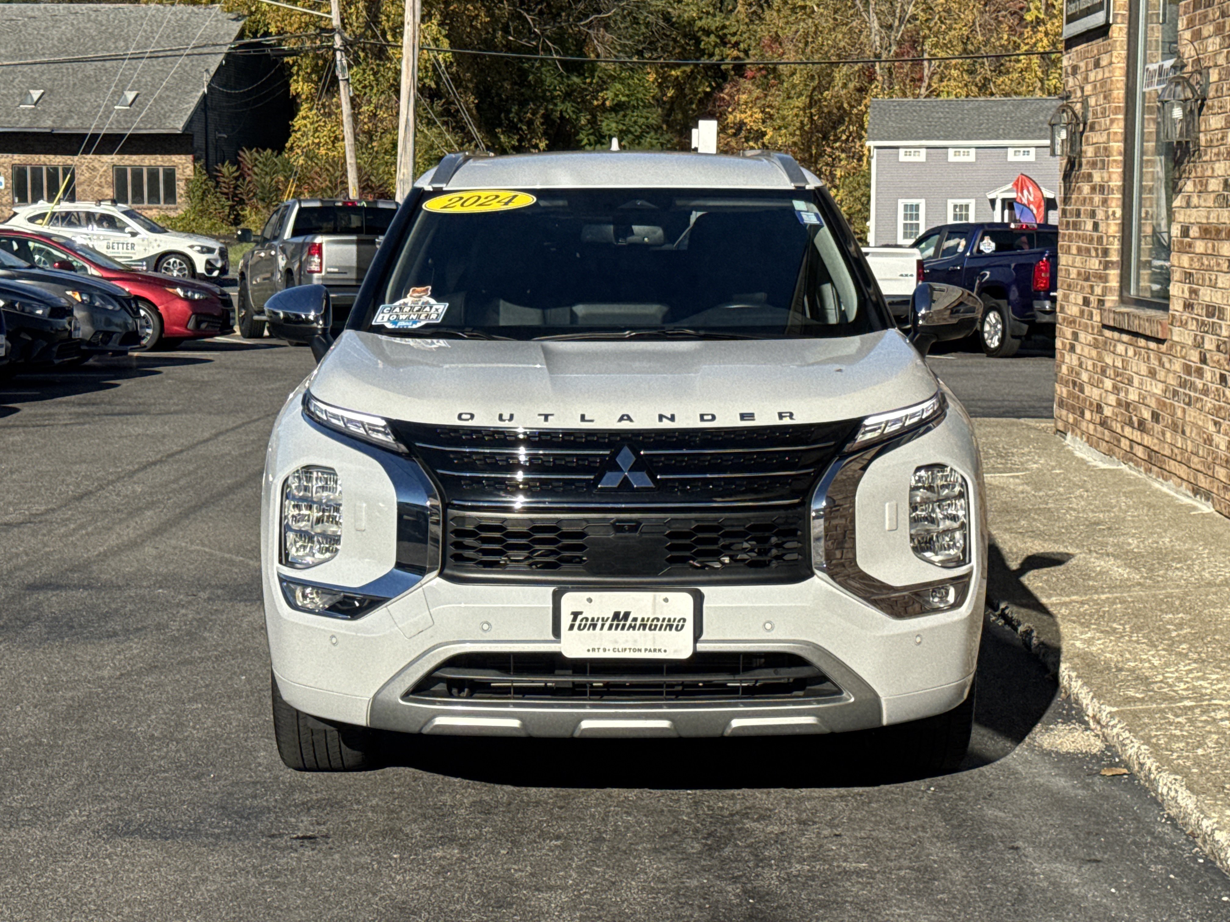 Used 2024 Mitsubishi Outlander SEL AWD/4WD image 8