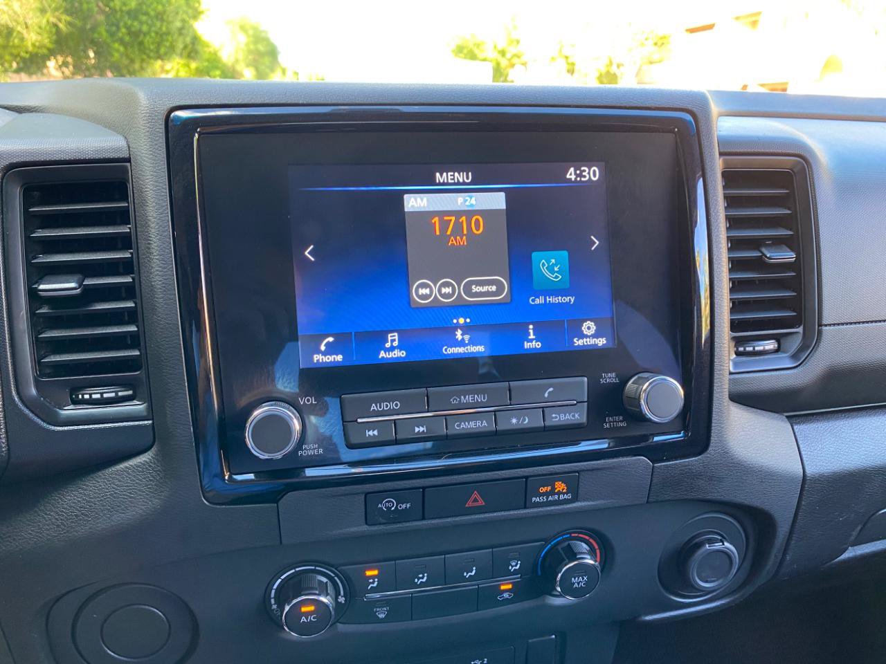 Used 2024 Nissan Frontier S RWD image 59