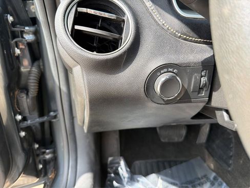 Used 2014 Chevrolet Camaro LS RWD image 17