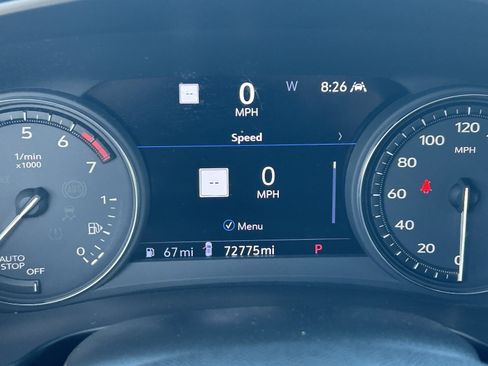 Used 2020 Cadillac XT4 Premium Luxury w/ Technology Package FWD image 17