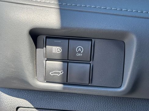 Used 2025 Toyota Highlander XSE AWD/4WD image 23