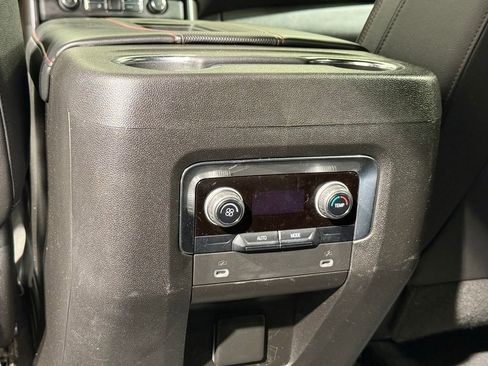 Used 2023 Chevrolet Suburban RST AWD/4WD image 19