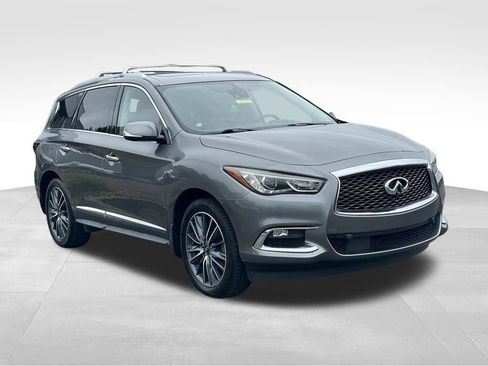 Used 2017 INFINITI QX60 Luxe w/ Deluxe Technology Package AWD/4WD image 3
