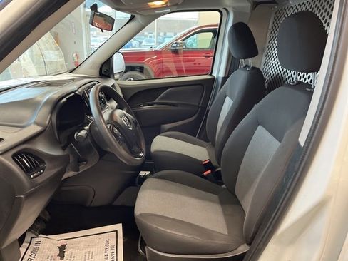 Used 2021 RAM ProMaster City Tradesman image 11