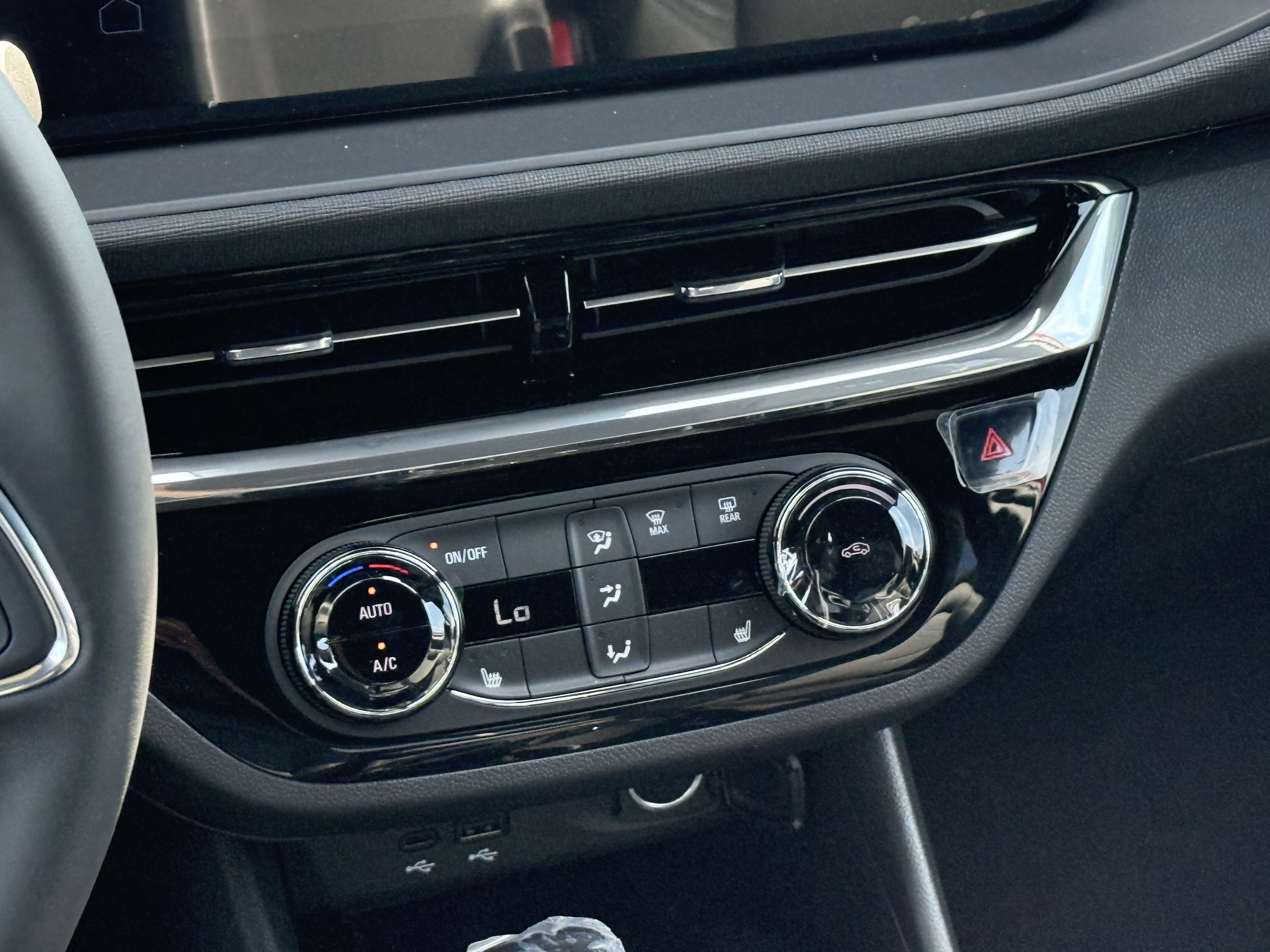 New 2026 Buick Envista Sport Touring w/ Convenience I Package FWD image 14